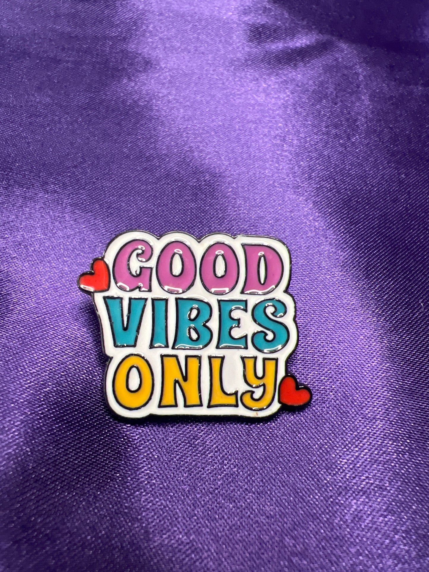 Good Vibes Only Pins