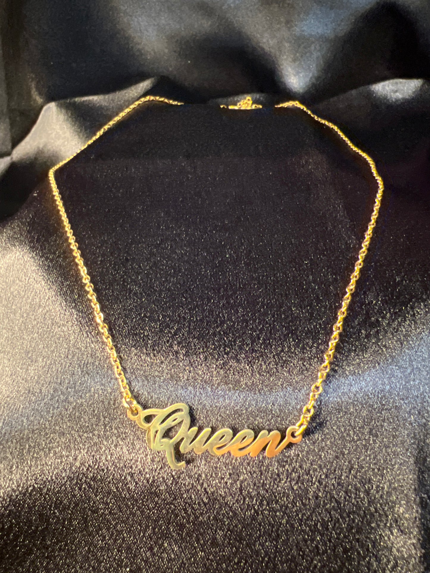 Gold Queen Script Necklace