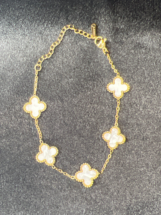 Gold White Clover Bracelet