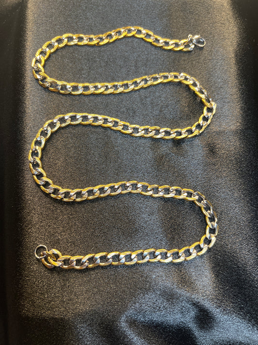 Two-Toned Cuban Link Necklace (Gold and Silver)